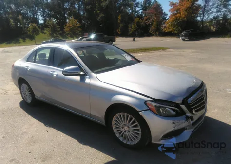 2017 Mercedes-Benz C 300 Luxury 4Matic from USA, damaged, VIN 55SWF4KB7HU206216